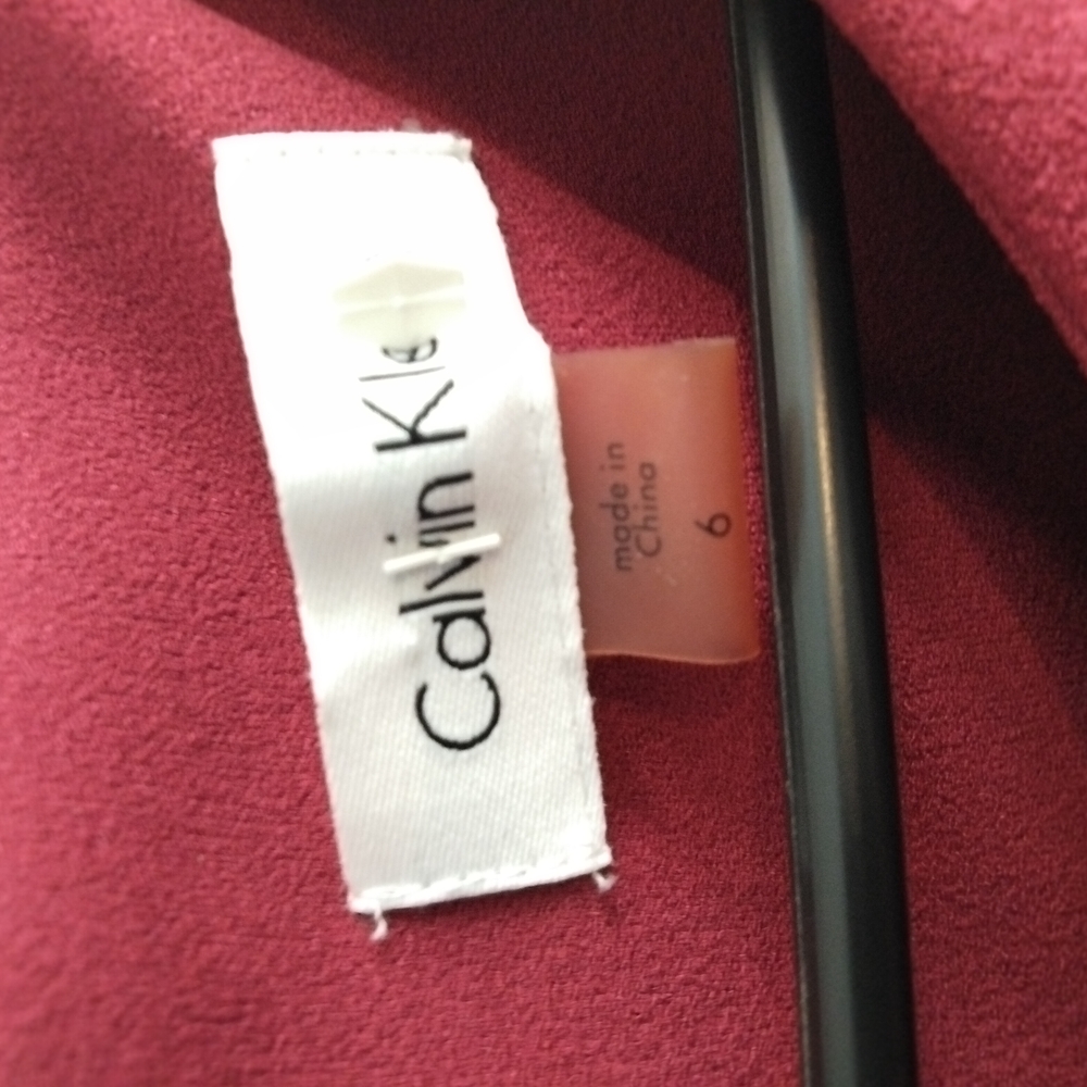 NWOT Calvin Klein Elegant Red Bell Sleeve Dress Size 6 - Picture 2 of 5